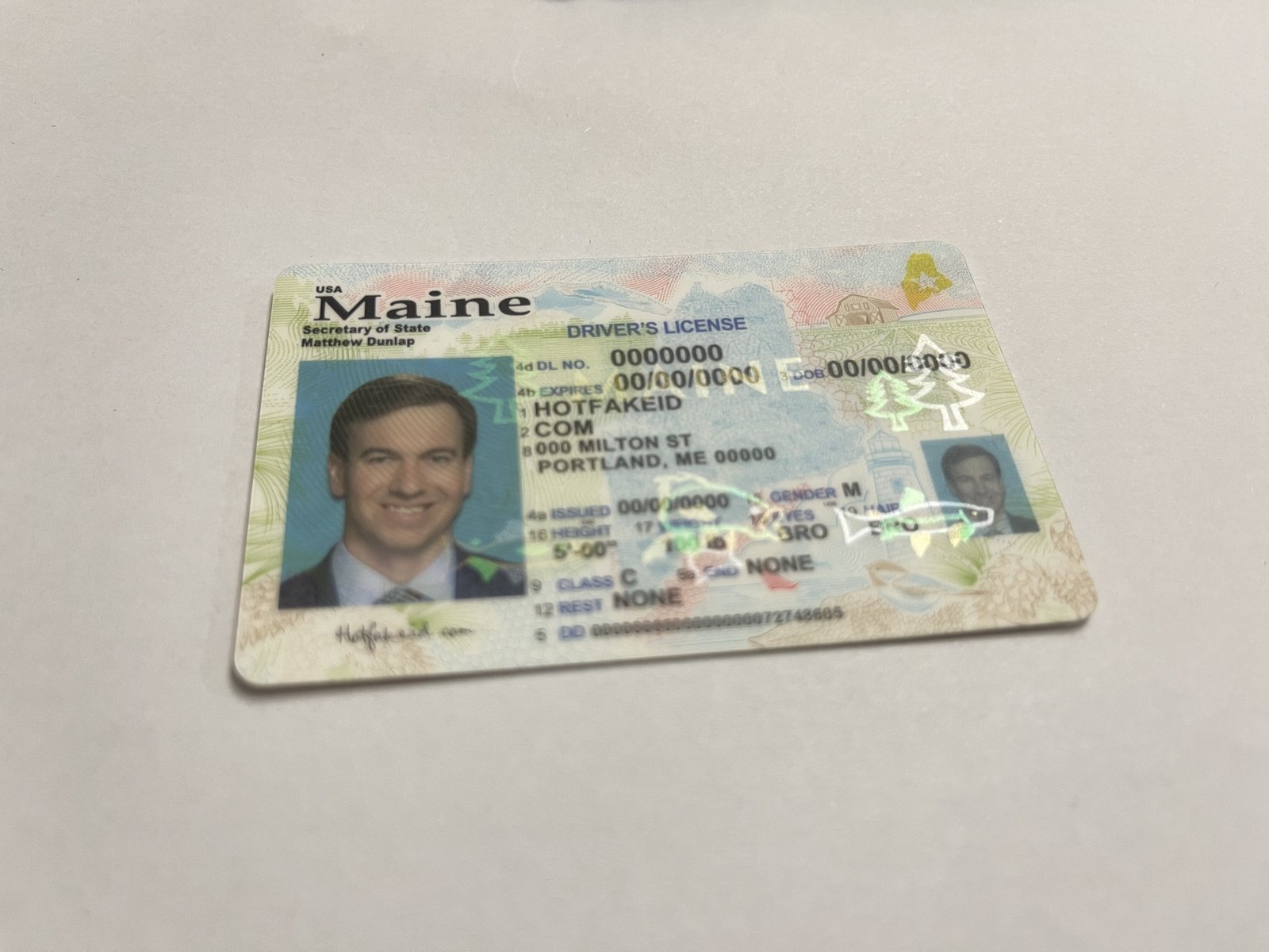 Maine-fake-id-holograph