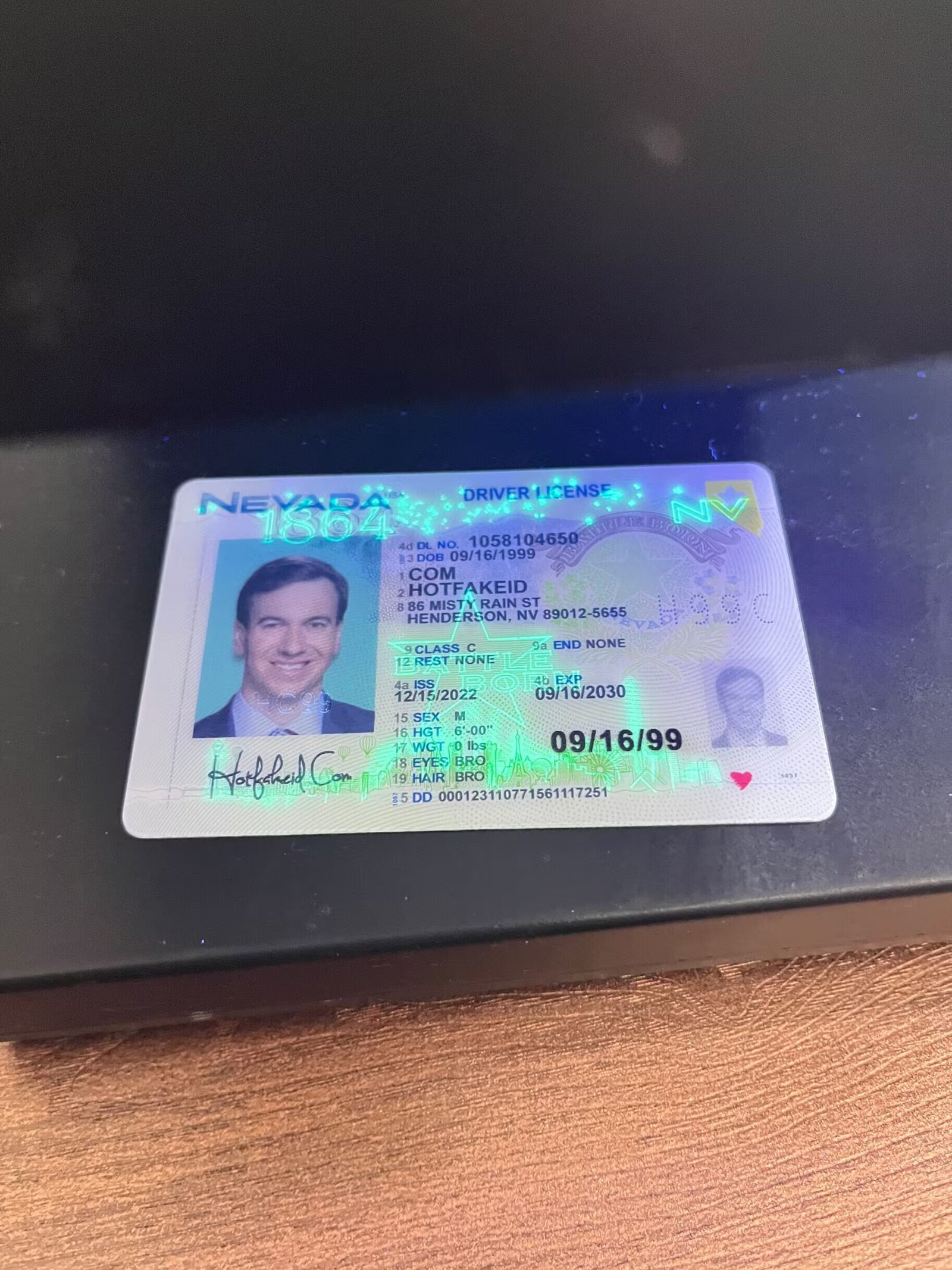 Nevada-fake-id-front-uv