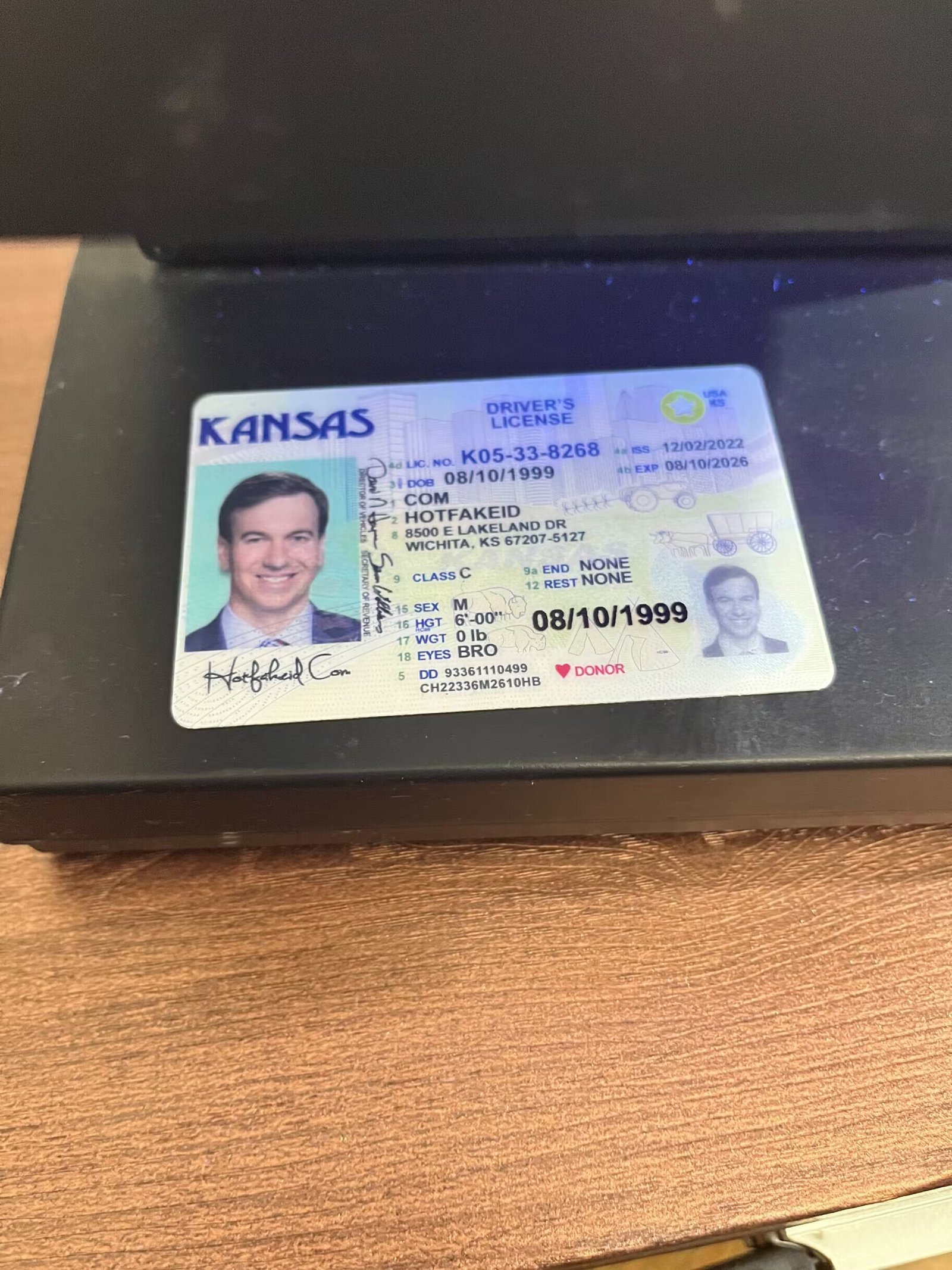 kansas-fake-id-front-uv