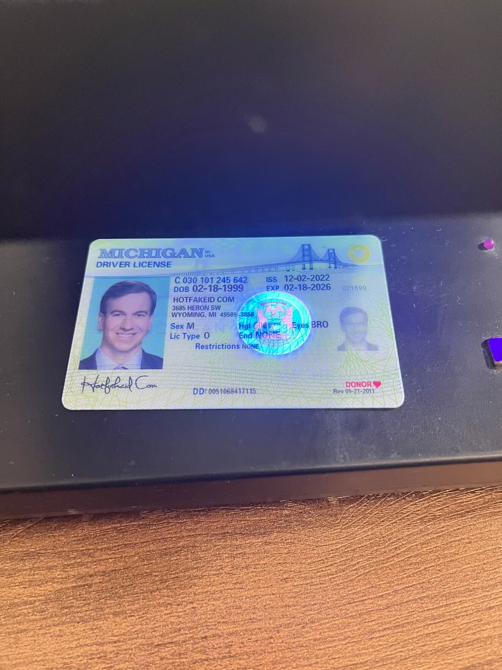 michigan-fake-id-front-uv